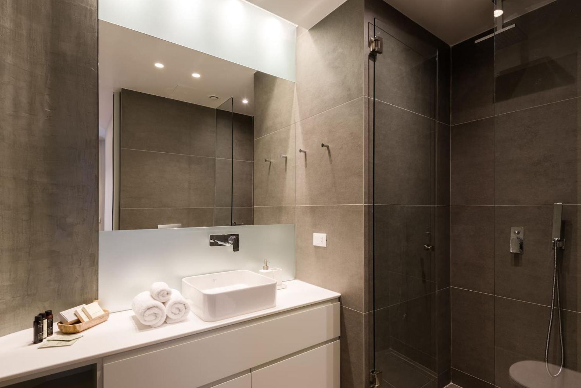 Urban Apt With Stunning Acropolis View & Roofdeck Athènes Extérieur photo
